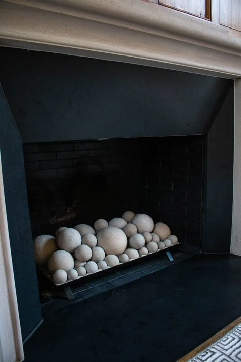 Gas Balls Fireplace, Gas Fireplace Fire Balls, Fire Spheres Fireplace, Gas Fireplace Balls, Fireballs Fireplace, Fireplace With Balls, Cannon Ball Fireplace, Fire Balls For Fireplace, Fireplace Balls