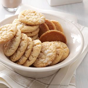 Angel Sugar Crisps Recipe from Taste of Home Egg Desserts, Kitchenaid Stand Mixer Recipes, Basic Cookie Recipe, Stand Mixer Recipes, Kitchen Aid Recipes, Mixer Recipes, Basic Cookies, Traeger Recipes, Easy Sugar Cookies