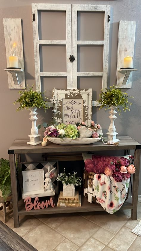 Easter Entrance Table Decor, Summer Entry Table Decor, Decorating Sofa Table, Easter Entryway Table Decor, Spring Entry Table Decor, Entryways Ideas, Valentine House, Entrance Table Decor, Sunroom Decor