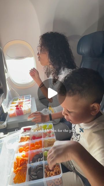 Lisbell Cruz on Instagram: "If you haven’t tried a snackle box this is your SIGN! I made myself one and it was perfect for the trip. The kids loved doing it with me and extra loved it in the plane 🙃✈️🍱  #snacklebox #planehacks #triphacks #trending #kidstravelinghacks #dominicanrepublic" Snackle Box Ideas For Kids Airplane, Snackle Box For Plane, Toddler Airplane Snacks, Snackle Box Ideas Airplane, Plane Snacks For Kids, Airplane Snacks For Kids, Snackle Box Ideas, Plane Snacks, Airplane Snacks