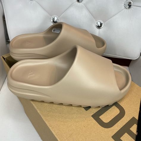 Yeezy Slide “Pure”, Size 9 Yeezy Slides Pure Outfit, Crocks Shoes Outfit, Pure Yeezy Slides, Crock Shoes Outfit, Crocks Outfits, Yeezy Slides Pure, Yeezy Slippers, 4s Outfit, Ugg Boots Outfit