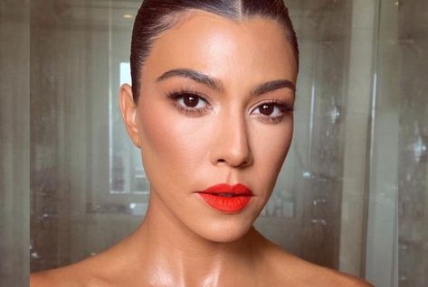 Red Orange Lipstick Makeup, Orange Lipstick Outfit, Orange Lipstick Looks, Orange Lipstick Makeup, Coral Red Lipstick, Olive Skin Tone Makeup, Olive Skin Makeup, Red Orange Lipstick, Dusky Skin