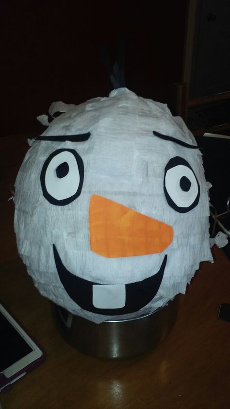 Olaf pinata Olaf Pinata, Olaf, Art