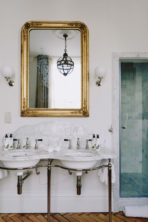 Luxury Sanitary Ware | Artists Residence | Projects | Buy Online at Catchpole & Rye Artist Residence London, Bad Inspiration, Mirror On The Wall, Bathroom Trends, Hotel Decor, Retro Home Decor, A Mirror, Retro Home, Beautiful Bathrooms