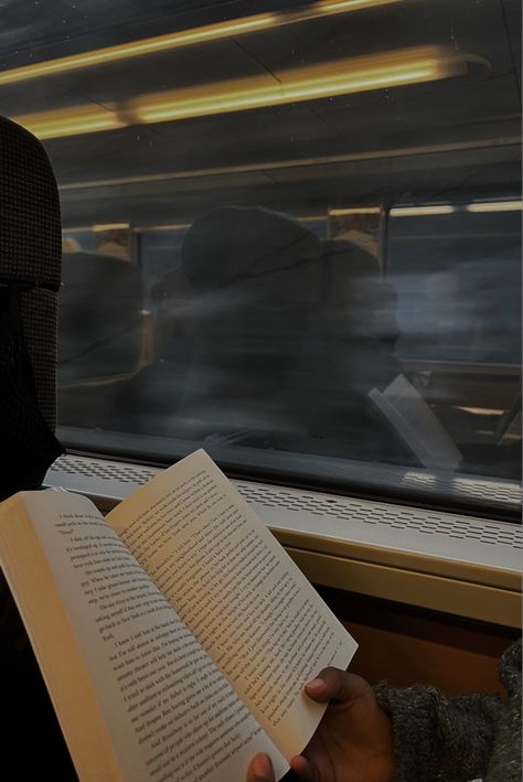 Reading On A Train Aesthetic, Train Study Aesthetic, Reading On Train Aesthetic, Taking The Train Aesthetic, Reading On Train, Train Aesthetic, Reading Aesthetic, College Aesthetic, I Want To Travel