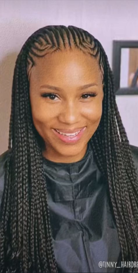 Ghanian Braids Hairstyles, Ghanian Lines, Ghanian Lines Hairstyles Latest, Conrows Lines And Braids, Lines Hairstyles, Summer Cornrows, Straight Back Hairstyles, Glamour Makeup Looks, Cornrows Braids For Black Women