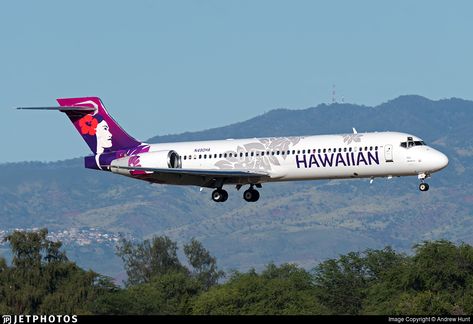 Boeing 717, Honolulu International Airport, Hawaiian Airlines, Airport Photos, International Airport, Honolulu, Airlines, Aircraft