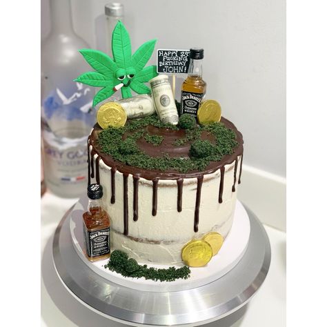 21 Men Birthday Cake, Birthday Cakes For Men 21, 21st Cake Ideas For Guys, Guy 21st Birthday Cake, Cake For Guys Birthday, Guy Birthday Cakes, Backwoods Birthday Cake, Men 21st Birthday Cake, 21st Cake For Guys