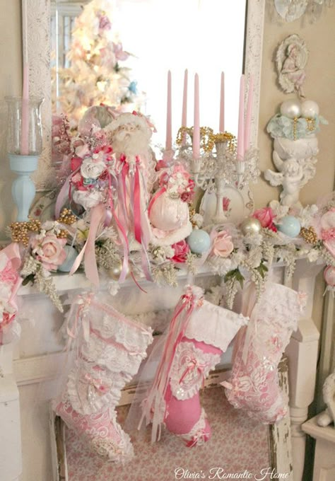 Pink Christmas                                                                                                                                                                                 More Chic Christmas Decor, Shabby Christmas, Pink Xmas, Romantic Christmas, Pink Christmas Decorations, Cottage Christmas, Shabby Chic Christmas, Shabby Chic Pink, Christmas Bedroom