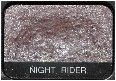 NARS night rider...this has been on of my fav eyeshadows since I was like 17..soo glittery. Makeup Artist Room, Nars Palette, Durarara!!, Eyeshadow Singles, Nars Eyeshadow, Night Rider, Mazzy Star, Single Eyeshadow, Taylor Hill