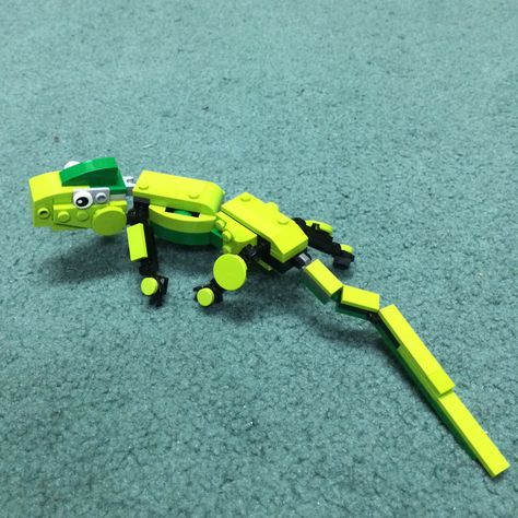 Lego Lizard, Lego Creatures, Lego Wedo, Lego Flowers, Fun World, Briar Rose, Lego For Kids, Lego Stuff, Summer Ideas