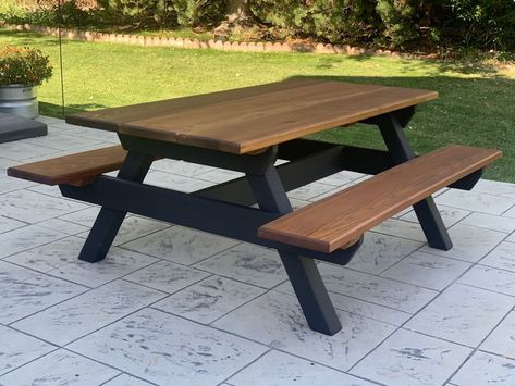 Garden Picnic Table Ideas, Outdoor Table With Benches, Picnic Table Design Ideas, Wooden Picnic Table Ideas, Picnic Table Dining Room Indoor, Picnic Table Backyard Ideas, Stained Picnic Table, Picnic Table Stain Ideas, Picnic Table Ideas Outdoor