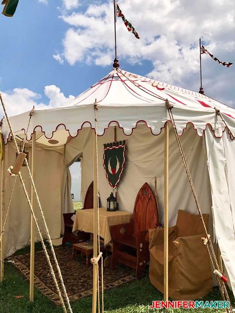 Ren Fair Camping, Medieval Tent Diy, Ren Faire Tent, Medieval Festival Aesthetic, Larp Camp, Diy Glamping, Medieval Tents, Medieval Tent, Sca Camping