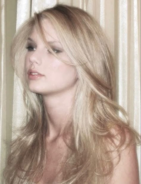 Young Taylor Swift, Finnick Odair, Lavender Haze, Estilo Taylor Swift, Taylor Swift Cute, Taylor Swift Hair, Taylor Swift 1989, Taylor Swift Wallpaper, Taylor Swift Songs