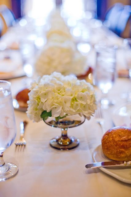 Vintage Desert Glass Vase ~ Mary Wald's Place -  Webster House Bridal Luncheon Easter Floral Arrangements Centerpieces, Hydrangea Table Decor, Easter Floral Arrangements, Easy Diy Flowers, Spring Table Centerpieces, Simple Table Decorations, Al Fresco Dinner, Easter Entertaining, Julie Blanner