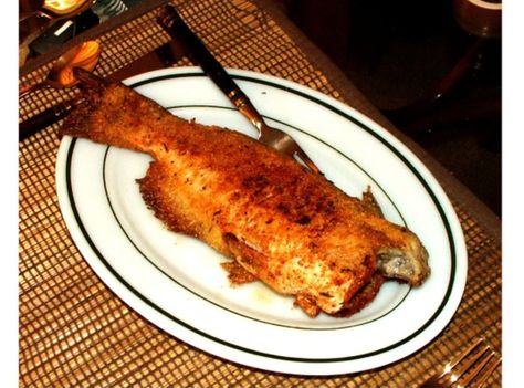 Fried Whole Catfish Whole Catfish Recipes, Fried Whole Catfish, Catfish Stew, Fried Catfish Recipes, Whole Fish Recipes, Catfish Recipes, Baked Fish Recipes, Fried Catfish, Sauce Chicken