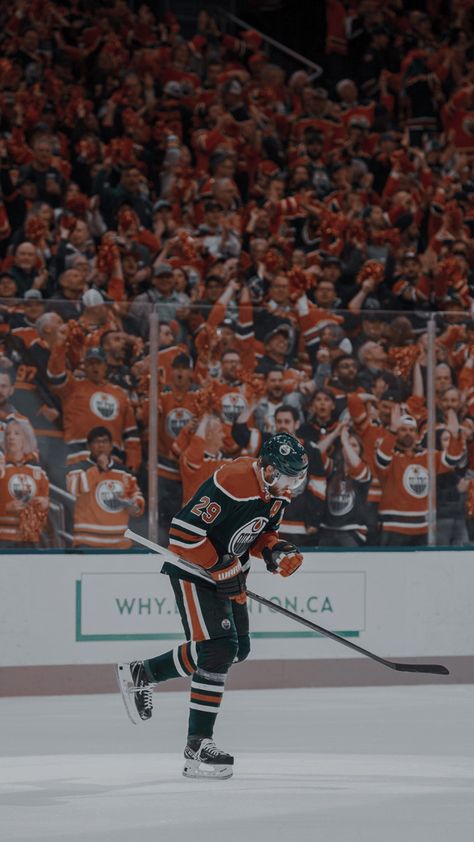 Hockey Iphone Wallpaper, Leon Draisaitl Wallpaper, Aesthetic Hockey Wallpaper, Edmonton Oilers Wallpaper, Oilers Wallpaper, Nhl Aesthetic, Hockey Wallpaper, Hockey Photography, Sports Essentials