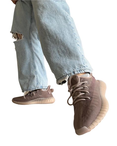 Adidas Yeezy 350 V2, Yeezy 350 V2, Adidas Yeezy 350, Boston Clog, Yeezy 350, Birkenstock Boston, 350 V2, Birkenstock Boston Clog, Adidas Yeezy