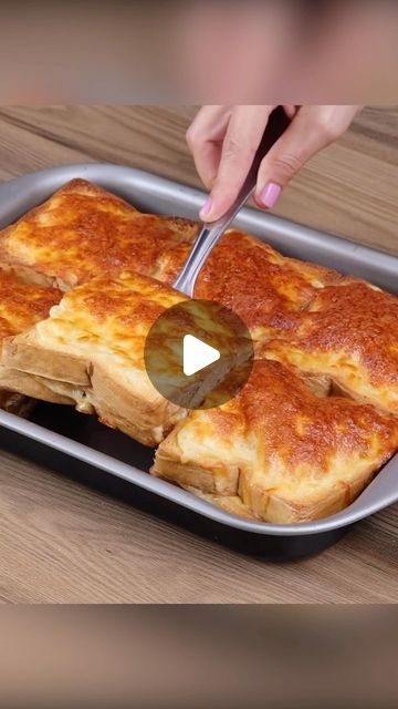 13K likes, 71 comments - yummakers on January 3, 2024: "After trying this recipe I don’t want to make it any other way. #cheese #ham #cheddarcheese". Easy Snack Dinners, Quiche Video Recipes, Ham And Cheese Grilled Cheese, Ham And Cheese Sandwich Ideas, Charcuterie Breakfast Board Ideas, Video Food Recipes, Ham And Cheese Recipes, Easy Dinner Meals For Two, Cheese Breakfast Ideas