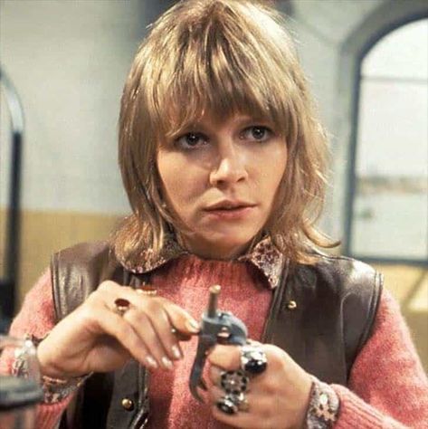 Which is your favourite Jo Grant moment? Third Doctor, Sarah Jane Smith, Oppressed People, Sci Fi Tv, 11th Doctor, Sarah Jane, Time Lords, Tv Programmes, Dr Who