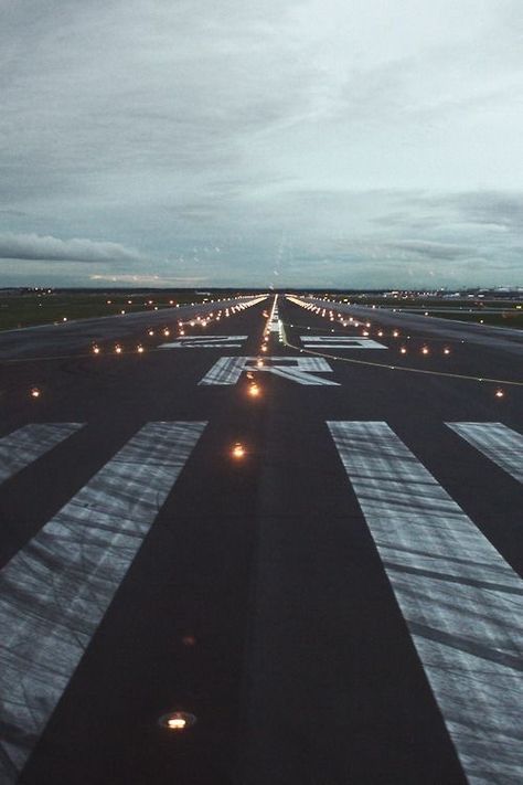 Plane Runway, Runway Aesthetic, Pilot Life, Road Highway, Acoustic Guitar Photography, Pilot Wife, Airplane Wallpaper, Airport Aesthetic, Posters Illustration