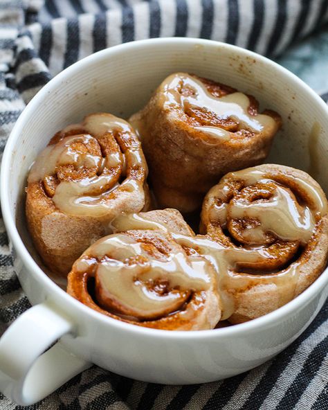 Cinnamon Roll Mug Cake (vegan & nut free) - Plant Based RD Vegan Cake Recipes Birthdays, Malibu Food, Mug Cinnamon Roll, Mug Cake Vegan, Cinnamon Roll Mug Cake, Dorm Recipes, Mug Cake Recipe, Mediterranean Meals, Vegan Cinnamon Rolls