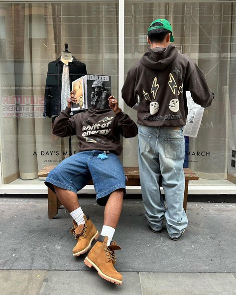 Street Style Men Outfit, Men Vintage Outfits, Timbs Outfits, Street Wear Men, Streetwear Photoshoot, Take It Or Leave It, Timberland Outfits, Trendy Shirt Designs, Outfit Primavera