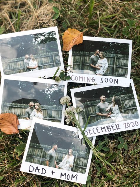 Baby Announcement Photoshoot Spring, Cute Simple Pregnancy Announcement, Film Pregnancy Announcement, Polaroid Baby Announcement, Pregnancy Announcement Polaroid, Simple Baby Announcement Picture Ideas, Low Key Pregnancy Announcement, Polaroid Pregnancy Announcement, Tell Family Pregnant