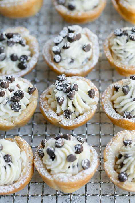 Cannoli Tart, Cannoli Bites, Cannoli Cookies, Mini Cannoli, Sweet Ricotta, Premade Pie Crust, Pie Crust From Scratch, Pillsbury Pie Crust, Cannoli Filling