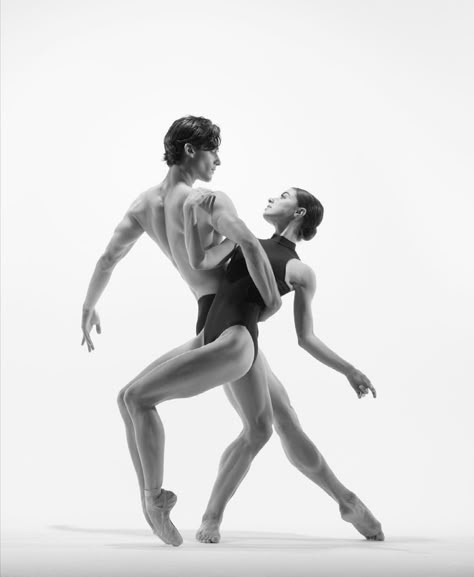 Dance Duet Poses, Ballet Photography Poses, Ballet Couple, Dance Duet, Dancing Poses, Dance Picture Poses, Australian Ballet, Ballet Academy, Dance Photography Poses