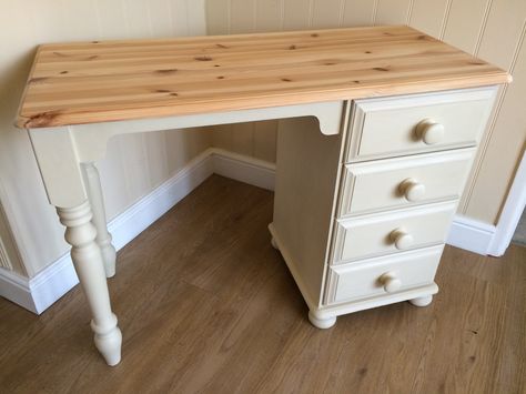 Annie Sloan Old Ochre, Pine Desk, Furniture Upcycle, Drawer Desk, Furniture Flip, Vintage Daisy, Refinished Furniture, Desk Inspo, Cosy Room