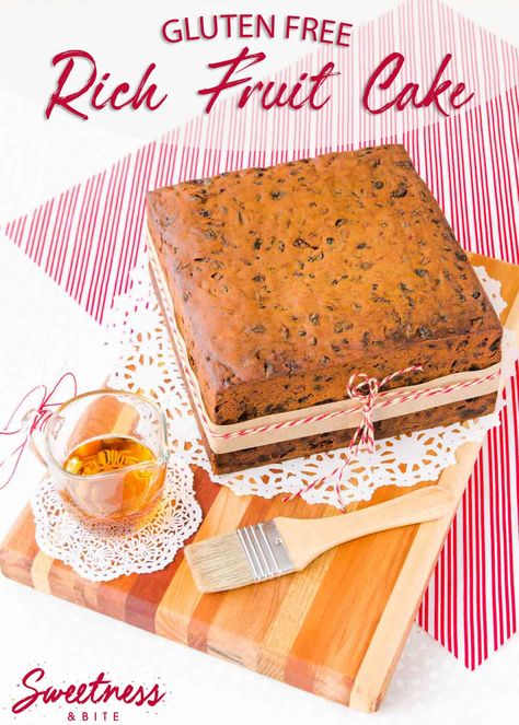 Gluten Free Christmas Cake, Gluten Free Fruit Cake, Gluten Free Cake Recipe, Cake Light, Pastry Brush, Fruit Cake Christmas, Fruit Cakes, Baked Rice, Drizzle Cake