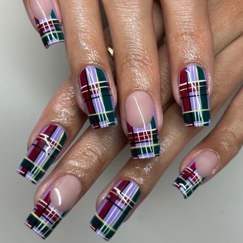 plaids 🍇🍂 . . @apresnailofficial Medium square sculpted @vbeautypure 026 @nailzkatkat 024, lil bee, cranberry bliss, dark Ivy Use “PBP10” for $$ off! . . . #nails #nailart #nailinspo #naildesign #handdrawn #miami #miamigardens #miamilakes #hialeah #wynwood #doral #miramar #pembroke #nailtech #nailartist #gelx #gelextensions #apres #naturalnails #overlay #structuredmani #watchmework #beforeandafter #nailsofinstagram #305 #plaid #purple #fall Apres Square Nails, Chrome Plaid Nails, Purple Plaid Nails, Argyle Nails, Dark Ivy, Plaid Nail Art, Cranberry Bliss, Make Nails, Mani And Pedi