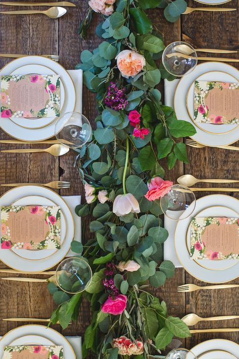 Read More: http://www.stylemepretty.com/2015/05/06/a-whimsical-and-intimate-garden-brunch/ Wedding Shower Brunch Decorations, Wedding Shower Brunch, Brunch Decor, Table Garland, Garden Bridal Showers, Tafel Decor, Brunch Table, Spring Brunch, Floral Runner