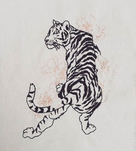 Embroidery & Textil Design on Instagram: “Tiger 🐯🌸 . . . #tiger #flowers #thread #illustration #embroidery #embroideryart #artisticembroidery #texture #textures…” Tiger Embroidery Pattern, Thread Illustration, Tiger Embroidery Design, Illustration Embroidery, Dark Cover, Embroidery Tiger, Tiger Flower, Tiger Embroidery, Japanese Tiger