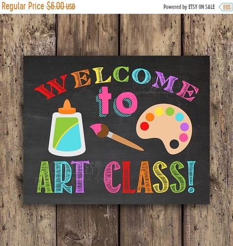 Art Room Doors, Art Bulletin Boards, معرض فني, Classe D'art, Classroom Welcome, Art Classroom Decor, Classroom Signs, Teacher Signs, Chalkboard Background