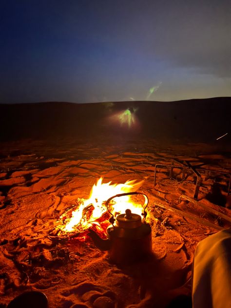 Drinking tea in desert Camping Desert, Tent Decorations, Tent Design, Drinking Tea, Campfire, Drinking Water, Baby Pictures, Glamping, Middle East