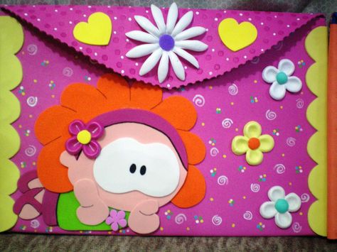 Folder Cover, Corkboard Ideas Decor, Wake Ideas, Edible Arrangements, Decorate Notebook, Foam Crafts, Carpet Runner, Diy And Crafts, Activities For Kids