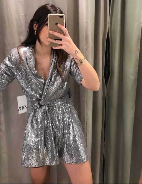 Disco Party Outfit Women, Glitter Dress Outfit, Hoco Dresses Purple, Sequin Shirt Dress, Hoco Dresses Green, Hoco Dresses Blue, Short Hoco Dresses, Pakistani Women Dresses, Hoco Dresses Long Sleeve