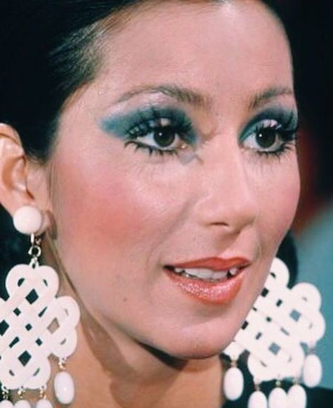 Studio 54 Makeup, 1970 Makeup, Cher Makeup, 70’s Makeup, 70s Disco Makeup, 70s Makeup Look, 70s Hair And Makeup, 60’s Makeup, 1970s Makeup