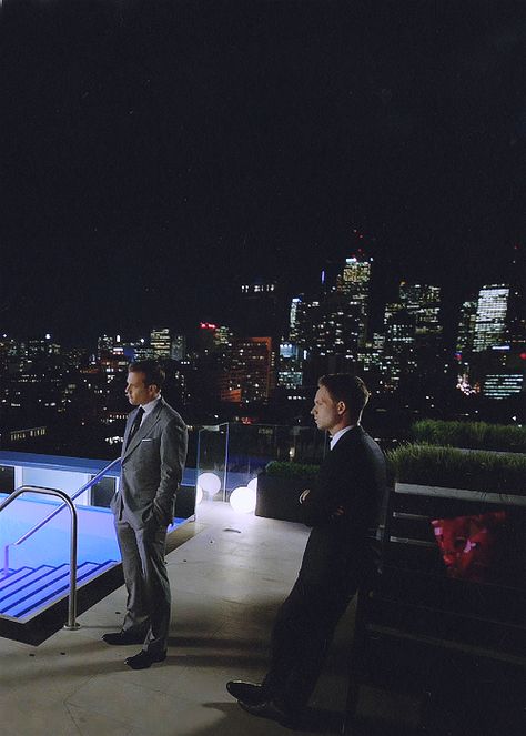 I'm back on the Suits track Harvey And Mike Wallpaper, Suits Wallpaper Tv Show, Mike And Harvey, Suits Harvey And Mike, Suits Poster, Harvey And Mike, Suits Aesthetic, Suits Tv Show, Suits Serie