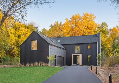 Scandinavian Contemporary — 10K Architecture Scandinavian Cottage Exterior, Scandinavian Farmhouse Exterior, Scandinavian Barn House, Modern Ranch Exterior, Scandinavian Home Exterior, Modern Black House, Cabin Garage, Scandinavian Exterior, Scandinavian Modern House