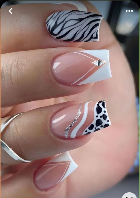 Unique French Nails, Zebra French Tip Nails, Zebra Nail Designs, Nails Making, Nail Art Stripes, Zebra Nails, Nails Arts, Leopard Print Nails, Fancy Nails Designs