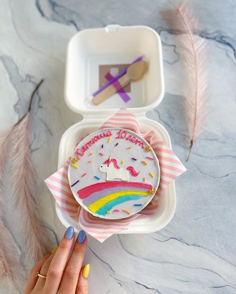 Unicorn Mini Cake, Bento Cake Unicorn, Cake Unicorn, Mini Pastel, Bento Cakes, Mini Cakes Birthday, Bento Cake, Bday Cake, Mini Cake