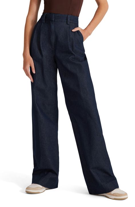 Favorite Daughter The Favorite Wide Leg Denim Pants available at #Nordstrom Chic Denim Outfits, Wide Pants Outfit, Denim Outfit Ideas, Pleated Wide Leg Pants, Wide Leg Denim Pants, Denim Street Style, Trousers Women Wide Leg, Room Stuff, Ankle Length Jeans