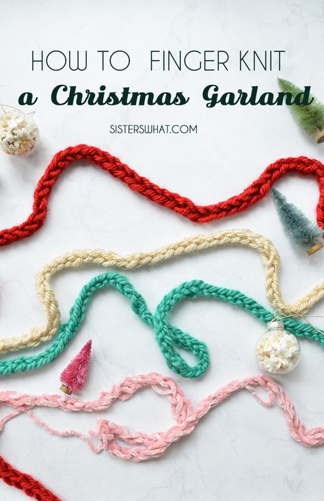 Knit Christmas Tree Garland, Christmas Handicrafts For Kids, Diy Christmas Tree Garland Ideas, Yarn Christmas Tree Garland, Christmas Tree Garland Diy, Tree Garland Crochet, Crochet Dove, Christmas Crochet Stocking, How To Finger Knit