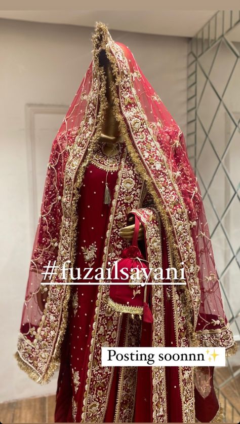 Brides Made, Desi Fits, Colour Combinations Fashion, Trendy Dress Outfits, Bun Hairstyles For Long Hair, Trendy Dress, Quick Outfits, Sister Love, Colour Combinations