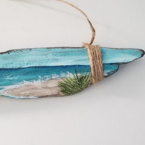 Driftwood Painting Ideas, Driftwood Painting, Dyi Painting, Home Decor Coastal, Beach Art Painting, Painted Driftwood, Driftwood Wall, Driftwood Wall Art, Stone Art Painting