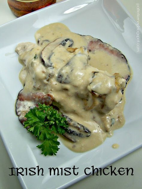 If you’re looking for something Irish for St. Patrick’s Day, but don’t care for corned beef, why not give Irish Mist Chicken a try? Irish Chicken In Whiskey Cream Sauce, Irish Chicken Recipes St Patrick, Easy Irish Dinner Recipes, St Patrick’s Recipes, Irish Chicken Recipes, Irish Dinner Recipes, Irish Meals, Irish Chicken, Irish Foods