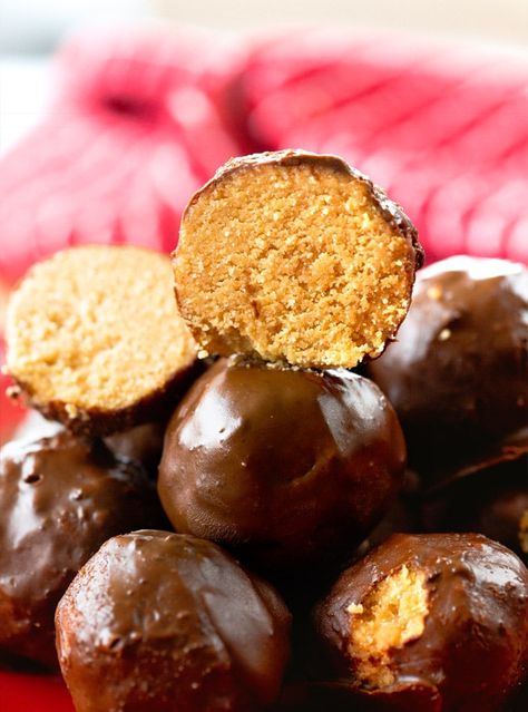 Applesauce Pb2 Balls, Apple Sauce Peanut Butter Protein Balls, Pumpkin Peanut Butter Balls, Pb2 Applesauce Balls, Apple Sauce Protein Balls, Applesauce Pb2 Protein Balls, Applesauce Peanut Butter Balls, High Protein Peanut Butter Balls, Pb2 Protein Balls